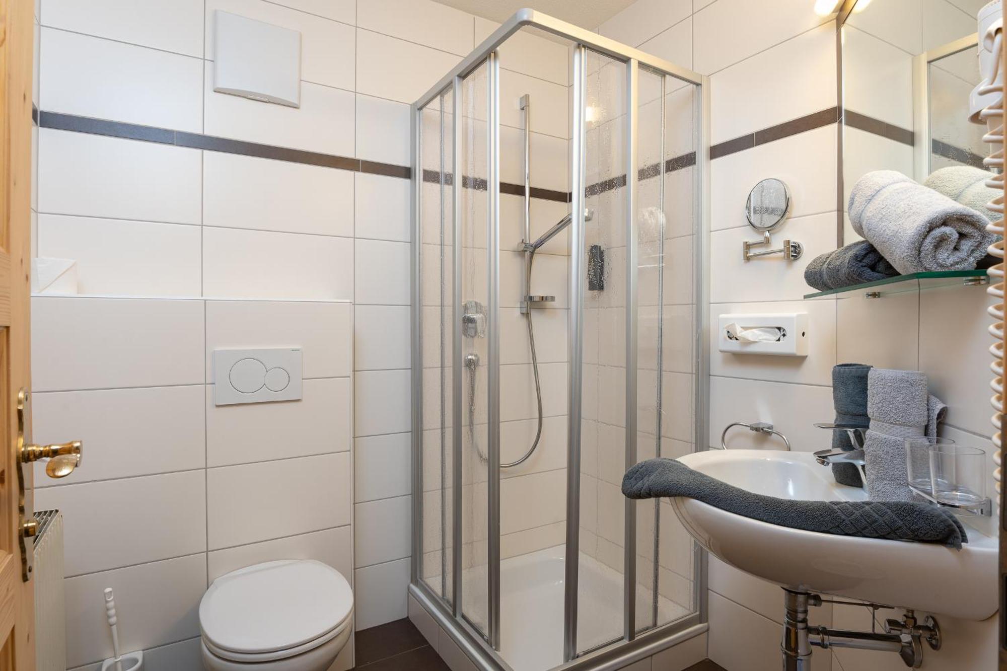 Appartements Am Burgsee 拉迪斯 外观 照片