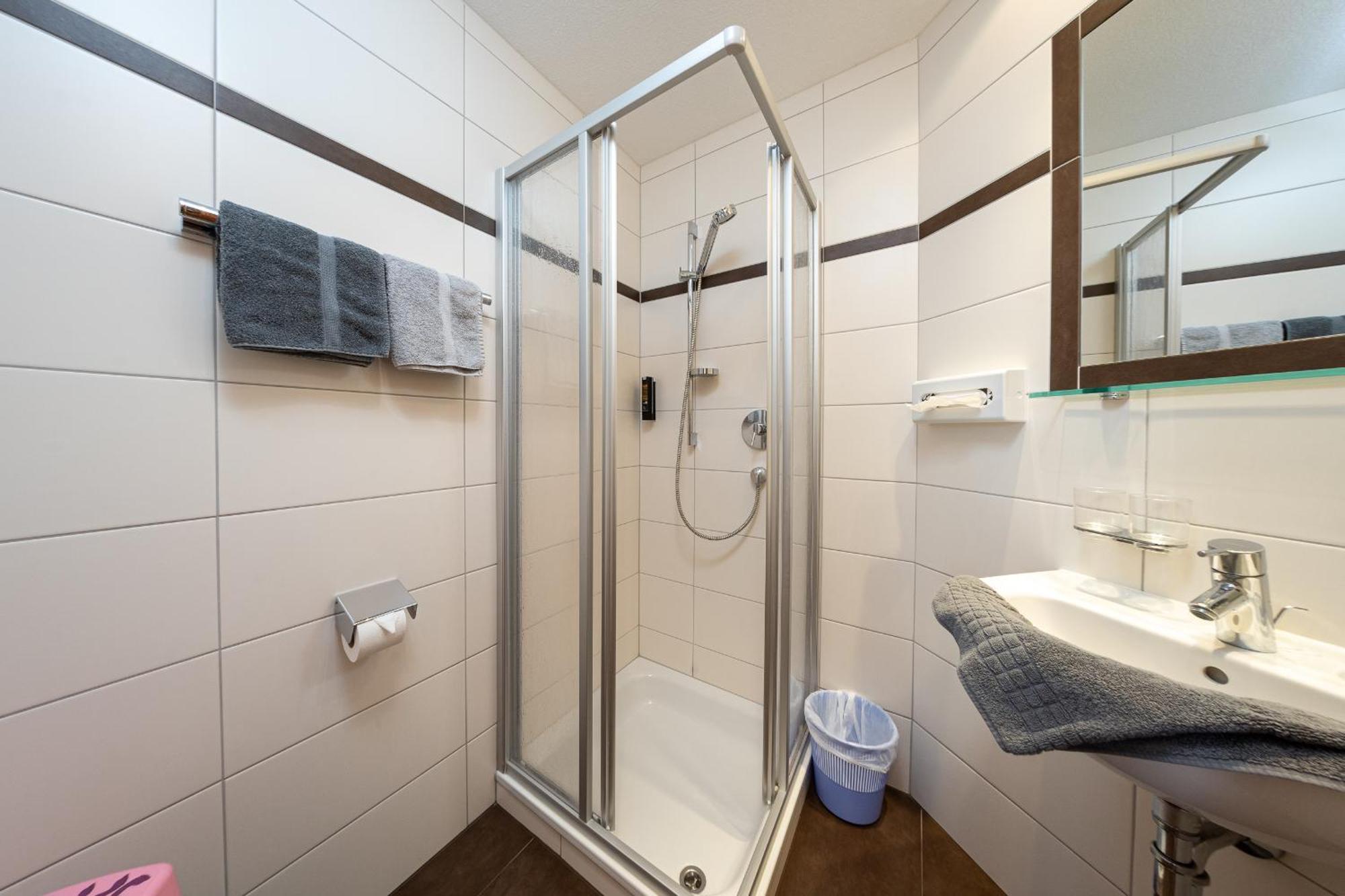 Appartements Am Burgsee 拉迪斯 外观 照片