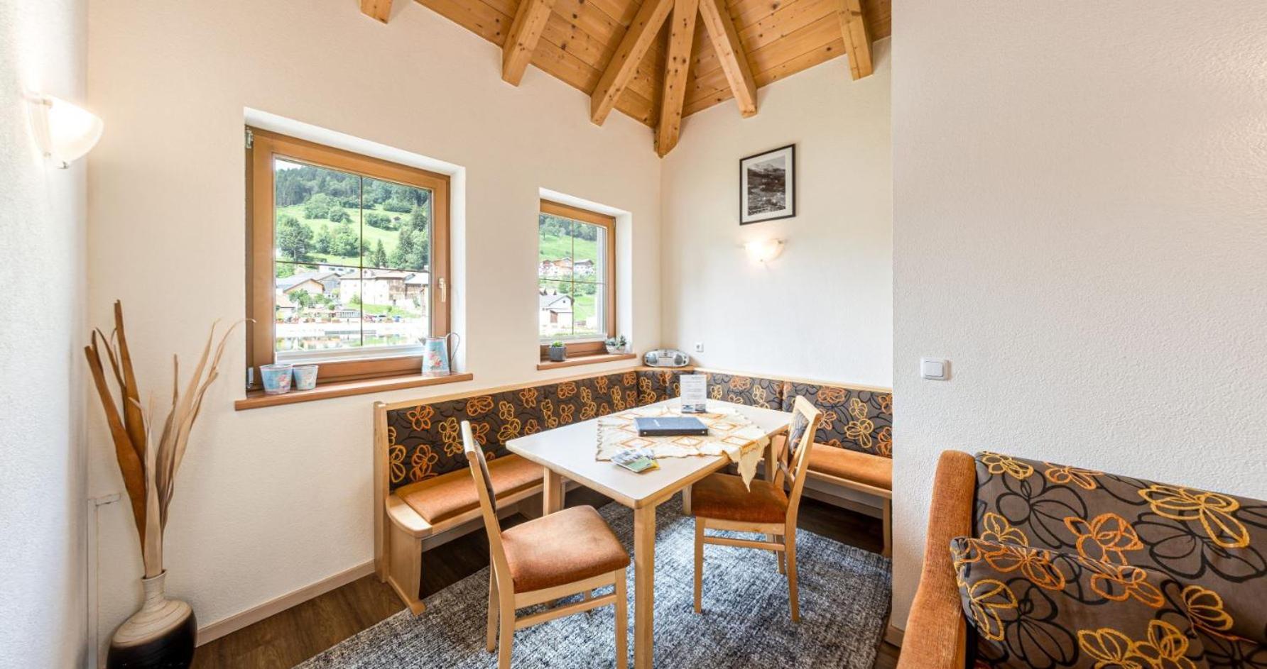 Appartements Am Burgsee 拉迪斯 外观 照片