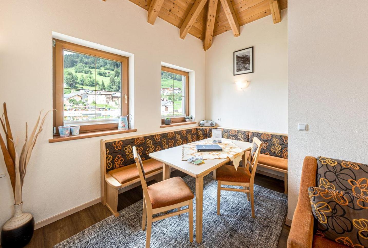Appartements Am Burgsee 拉迪斯 外观 照片